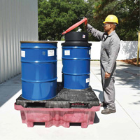4-Drum Ultra-Spill King<sup>®</sup> Flat Deck Spill Pallet, 85 US gal. Spill Capacity, 51" x 51" x 17.5" SHF638 | Par Equipment