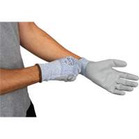 Gants &eacute;lastiques &eacute;cologiques r&eacute;sistants &agrave; la coupe, Taille 8, Calibre 13, Rev&ecirc;tement Polyur&eacute;thane, Enveloppe en PEHP/rPET, ASTM ANSI niveau A2 Par Equipment