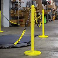 Bicolour Plastic Barrier Chain, Green/White Par Equipment