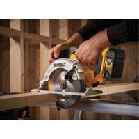 Max* Brushless Cordless Circular Saw (Tool Only), 6-1/2", 20 V Par Equipment
