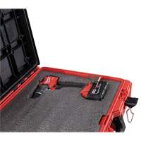 Coffre &agrave; outils avec partitions ajustables Packout, 20-7/10" x 15-1/5" x 6-1/5", Noir/Rouge Par Equipment