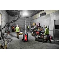 Tour d&eacute;clairage et chargeur MX Fuel Rocket, DEL, 27 000 lumens Par Equipment