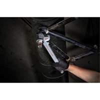 Cl&eacute; &agrave; tuyau avec manche Powerlength, Cap des m&acirc;choires 1-1/2", Longueur 10" Par Equipment