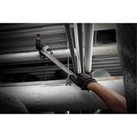 Cl&eacute; &agrave; tuyau avec manche Powerlength, Cap des m&acirc;choires 1-1/2", Longueur 10" Par Equipment