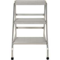 Aluminum Step Stand, 3 Step(s), 22-13/16" W x 34-9/16" L x 30" H, 500 lbs. Capacity VD459 | Par Equipment