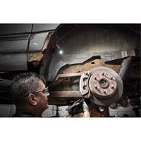 Lampe de poche de tous les jours avec aimant, DEL, 500 lumens, Piles Rechargeable Par Equipment