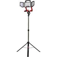 Lampe de travail &agrave; DEL professionnelle &agrave; panneaux pliants lumens sans fil 18V sur tr&eacute;pied, DEL, 3600 lumens Par Equipment